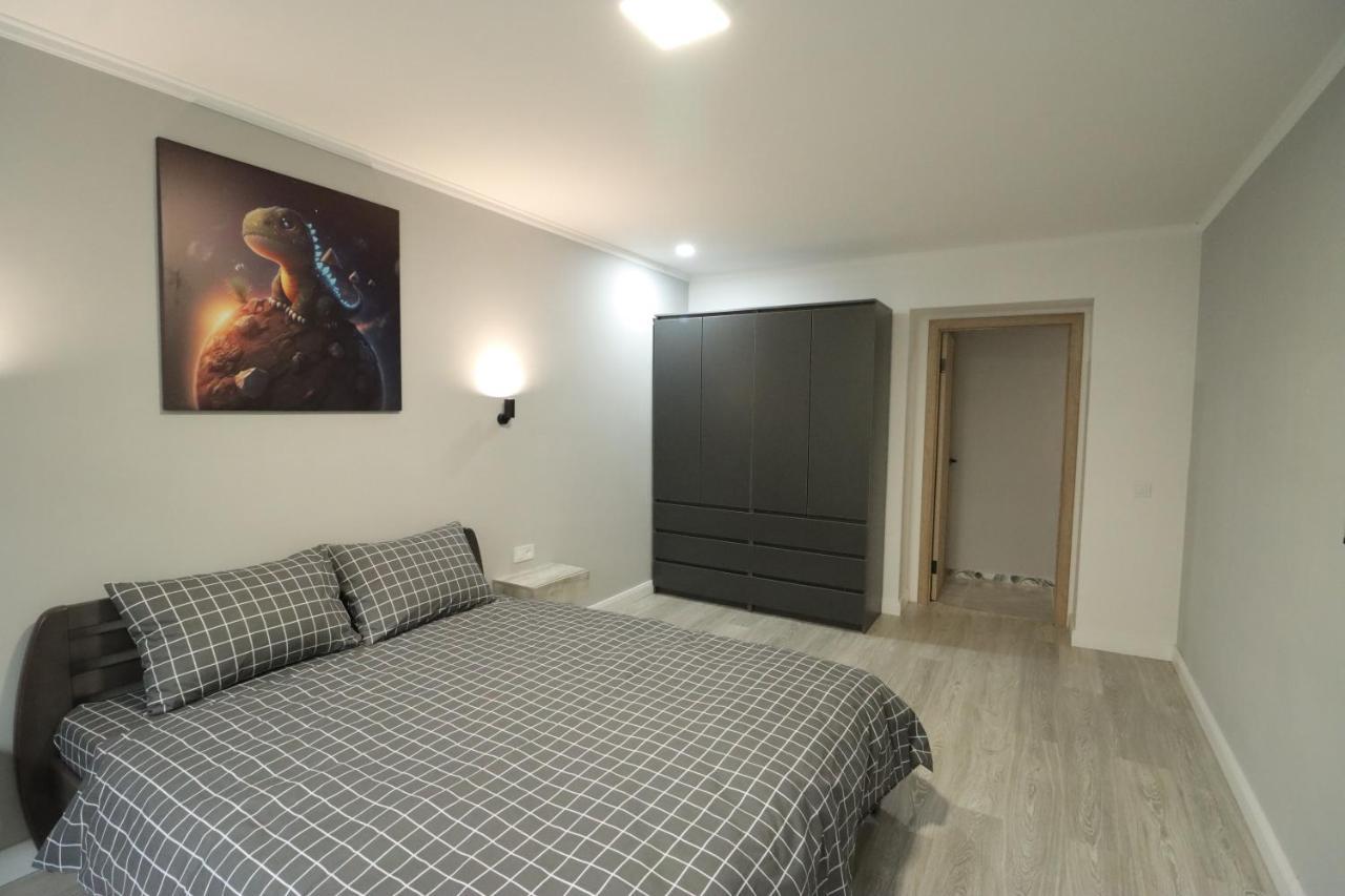 Cosmos Apartment Ternopil Exterior photo